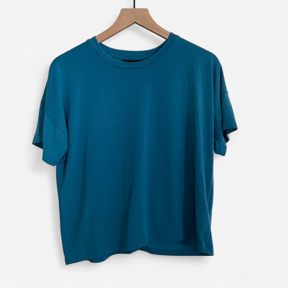 REI Coop Teal Crew Cropped T-shirt size small